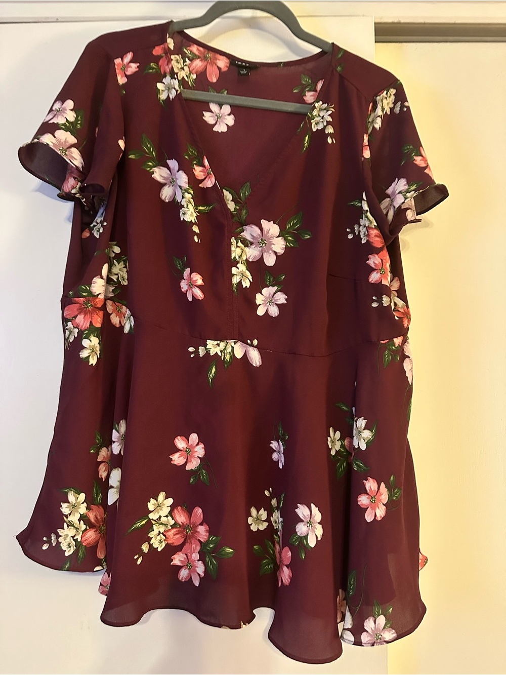 torrid Burgundy Floral V-Neck Tunic